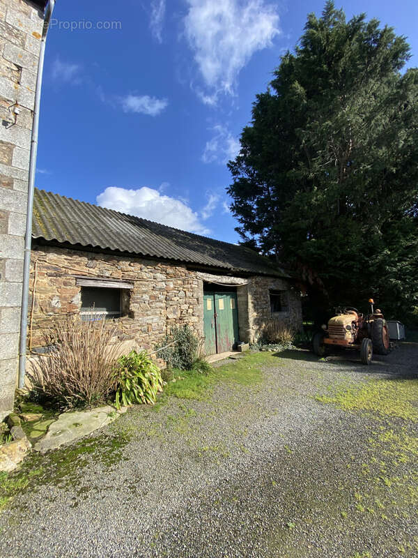 Maison à POMMERIT-JAUDY