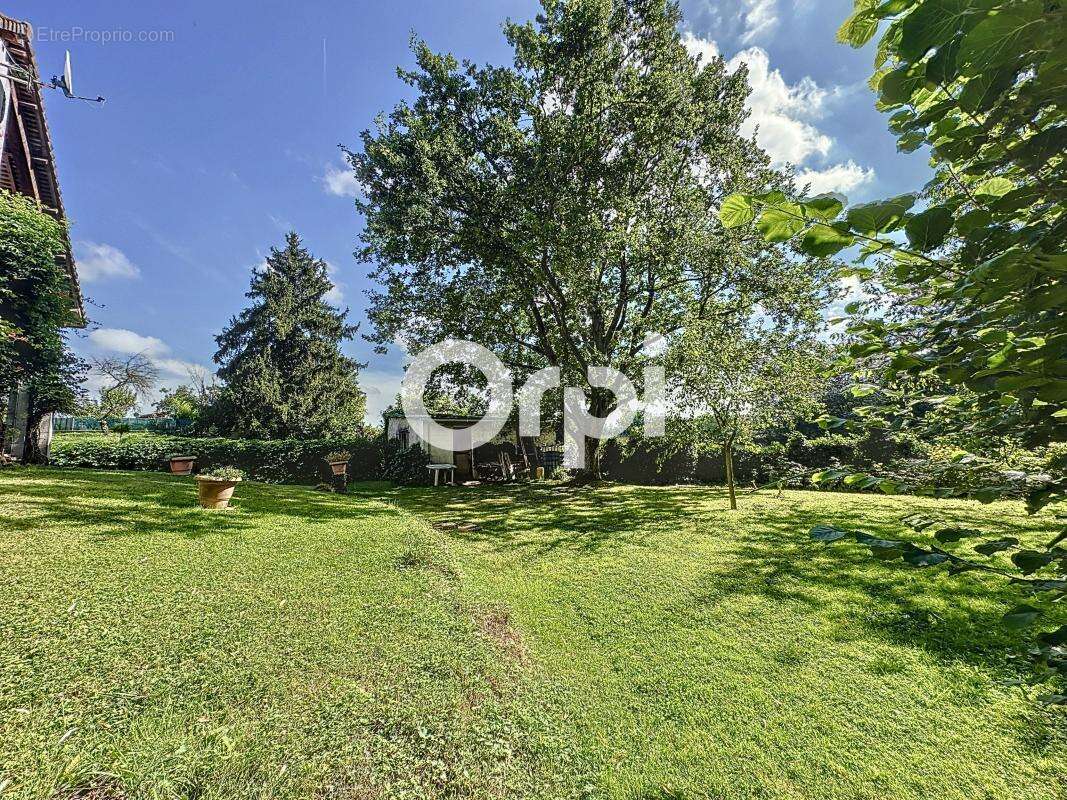 Maison à MARGNY-SUR-MATZ