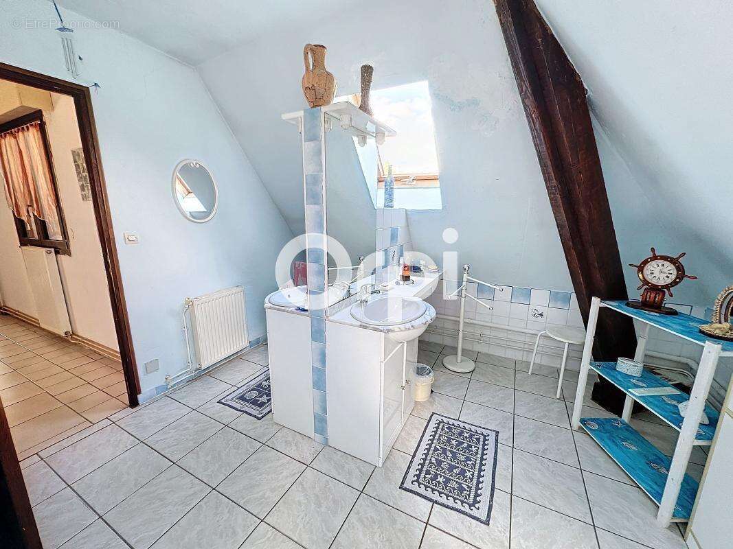 Maison à MARGNY-SUR-MATZ