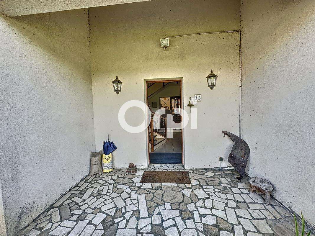 Maison à MARGNY-SUR-MATZ