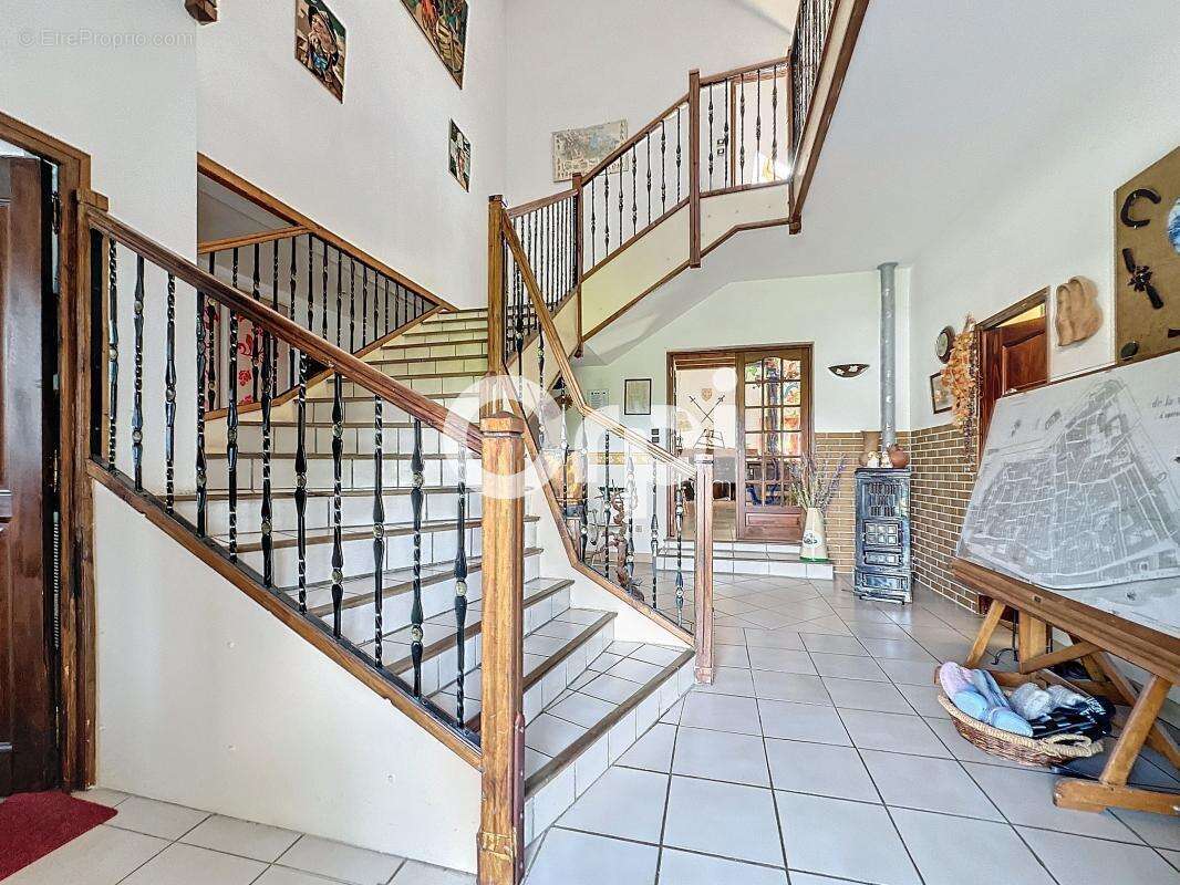 Maison à MARGNY-SUR-MATZ