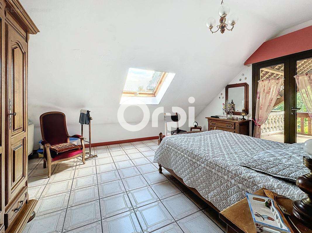 Maison à MARGNY-SUR-MATZ