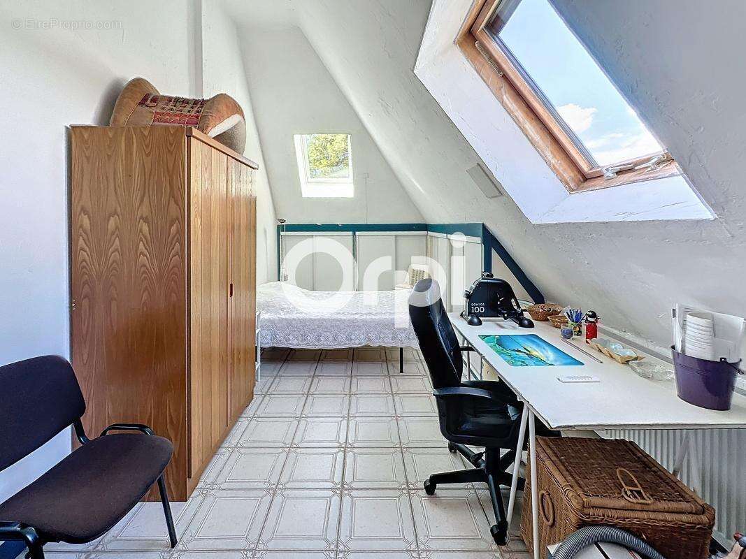 Maison à MARGNY-SUR-MATZ