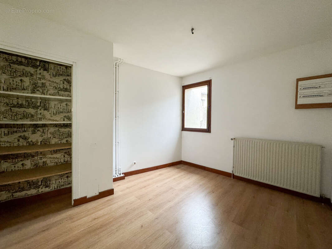 Appartement à CONDRIEU