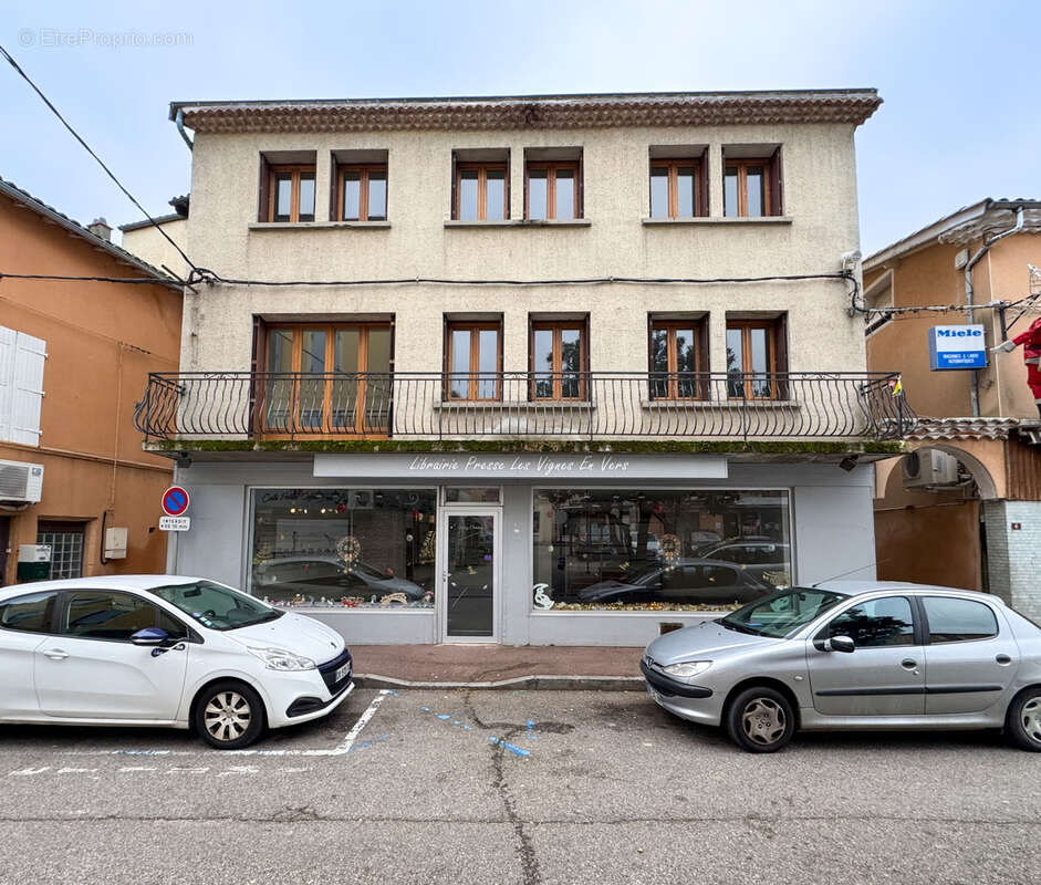 Appartement à CONDRIEU