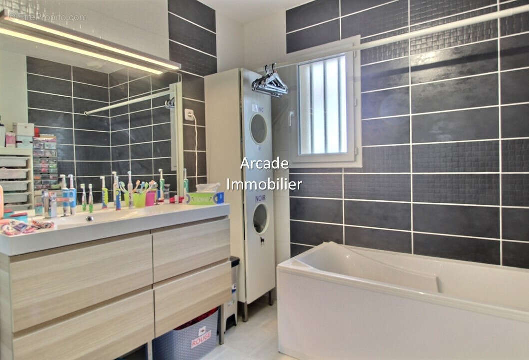 Maison à LA POTERIE-CAP-D&#039;ANTIFER