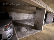 Parking à PARIS-10E