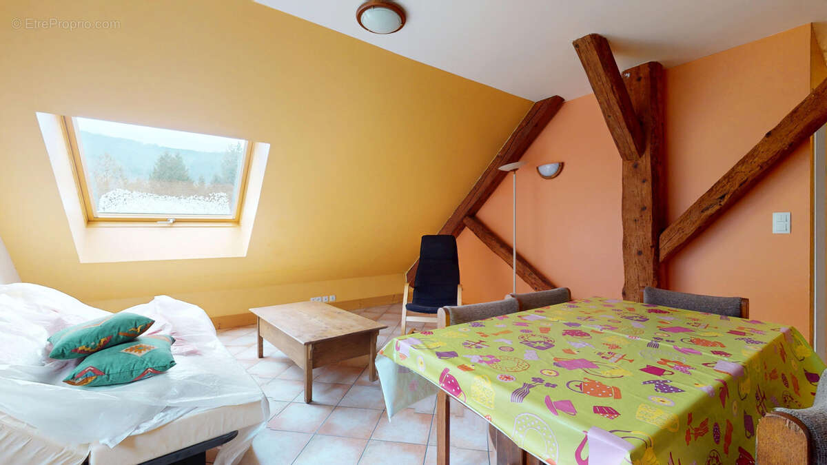 Maison à SOULCE-CERNAY