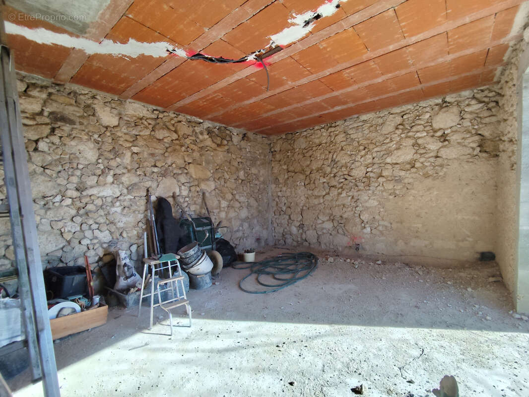 Maison à VALENCE-SUR-BAISE