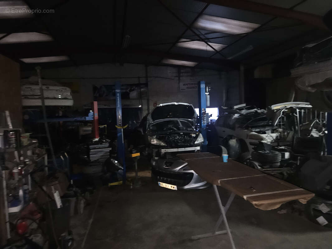 Commerce à BREVIANDES