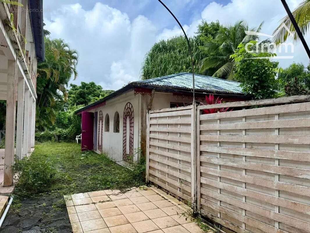 Maison à SAINT-JOSEPH