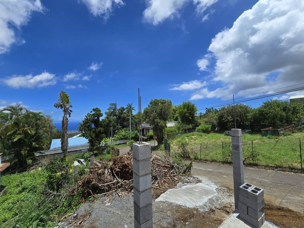 Terrain à SAINT-PAUL