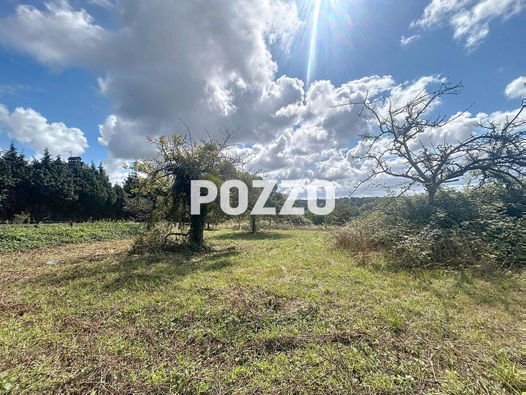 Terrain à EQUEMAUVILLE