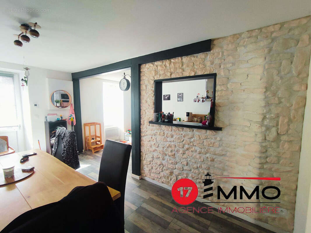 Maison à SALLES-SUR-MER