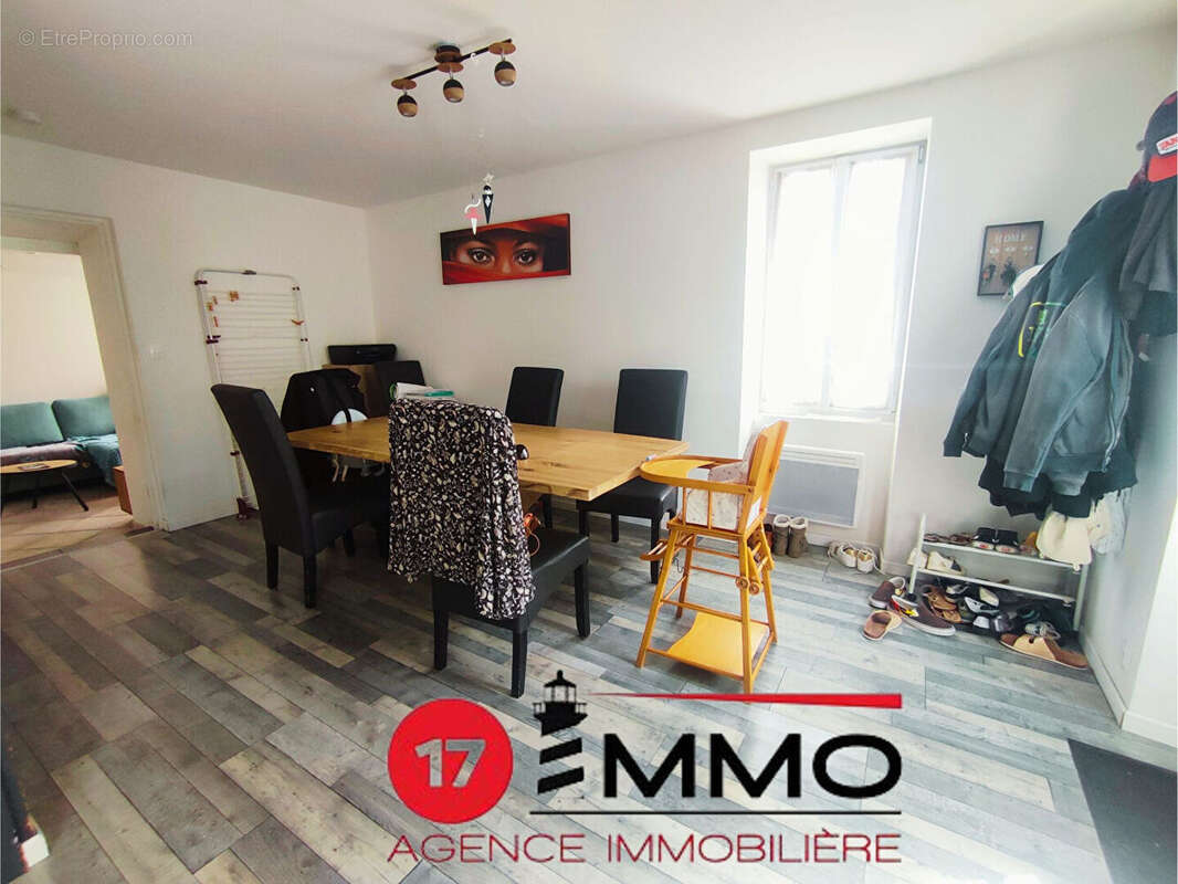 Maison à SALLES-SUR-MER