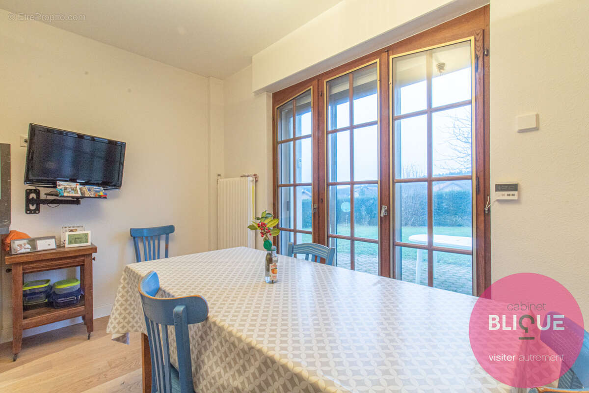 Maison à COLROY-LA-GRANDE