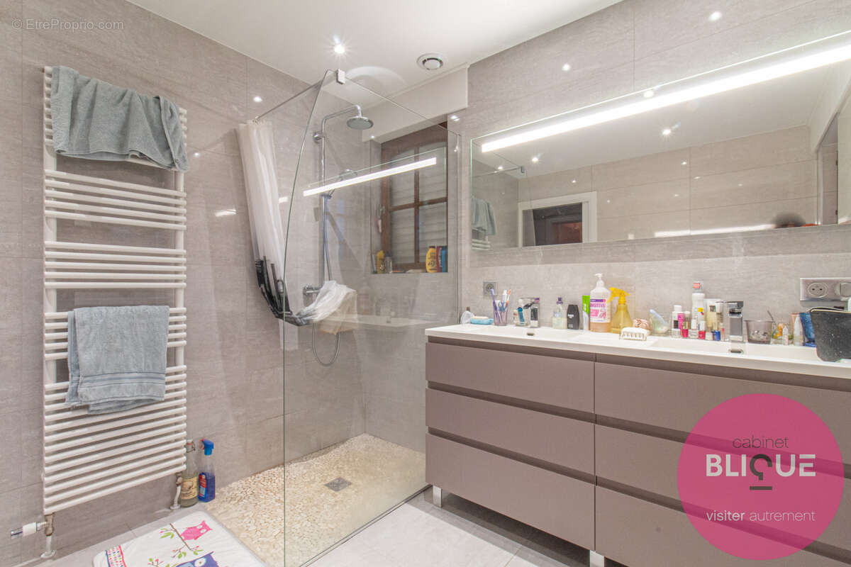 Maison à COLROY-LA-GRANDE