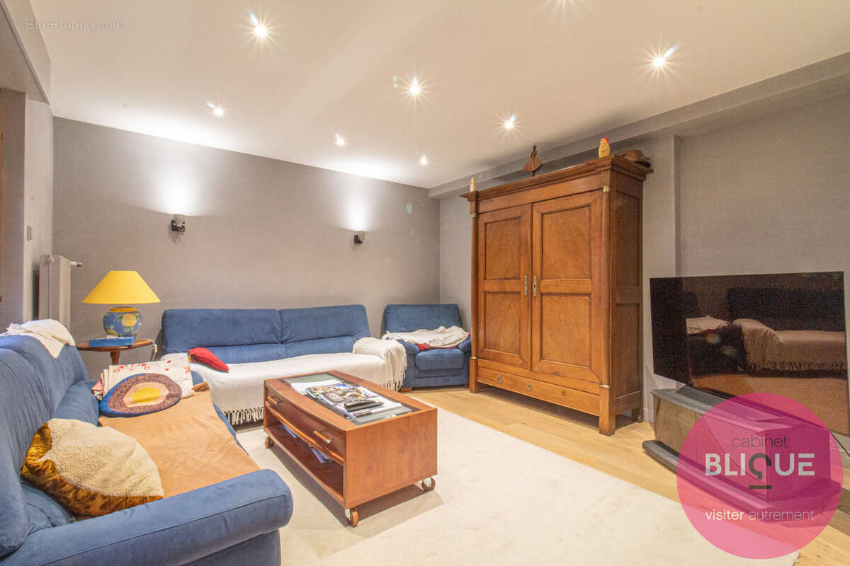 Maison à COLROY-LA-GRANDE