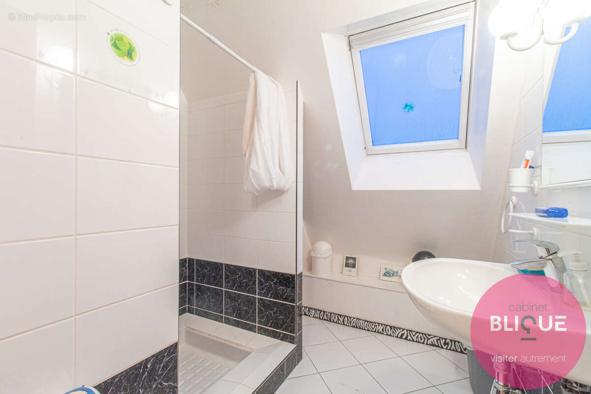 Maison à COLROY-LA-GRANDE