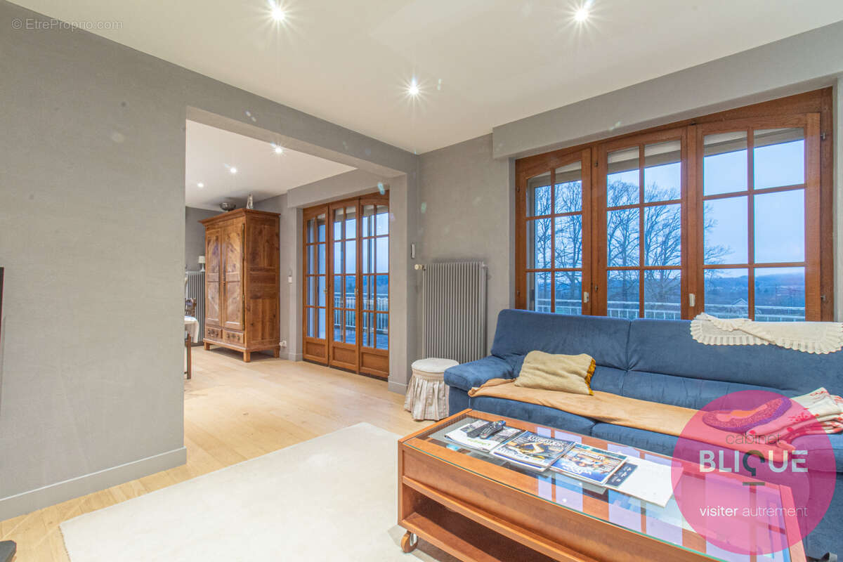 Maison à COLROY-LA-GRANDE