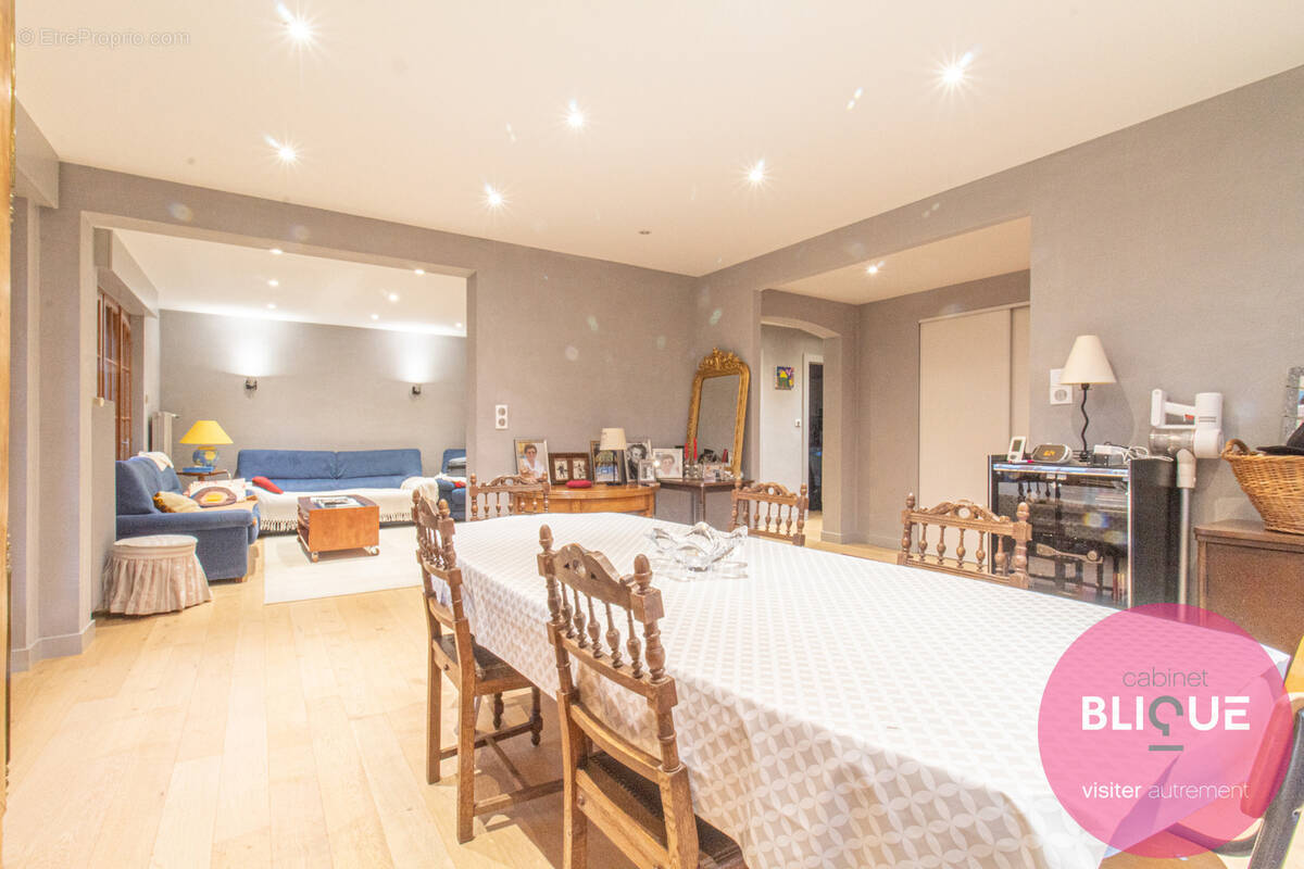 Maison à COLROY-LA-GRANDE