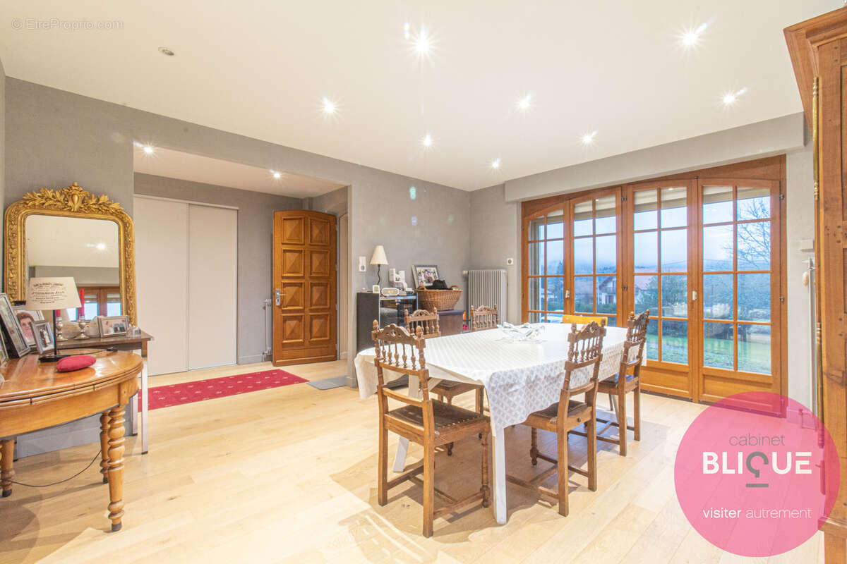 Maison à COLROY-LA-GRANDE