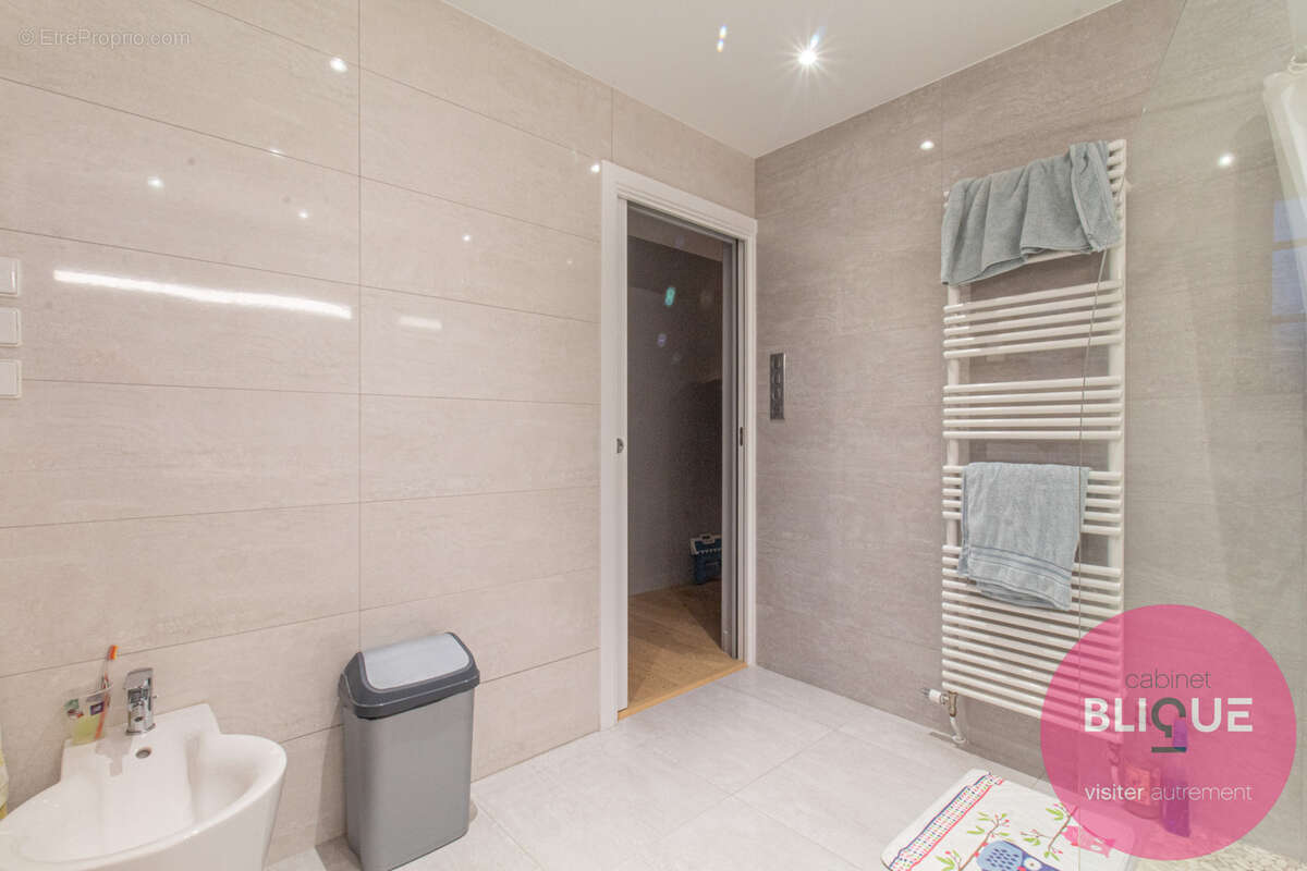 Maison à COLROY-LA-GRANDE