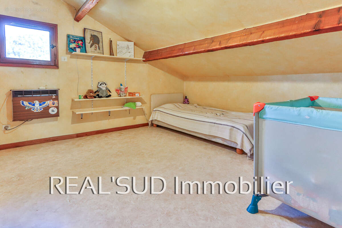 Maison à MARSEILLE-9E