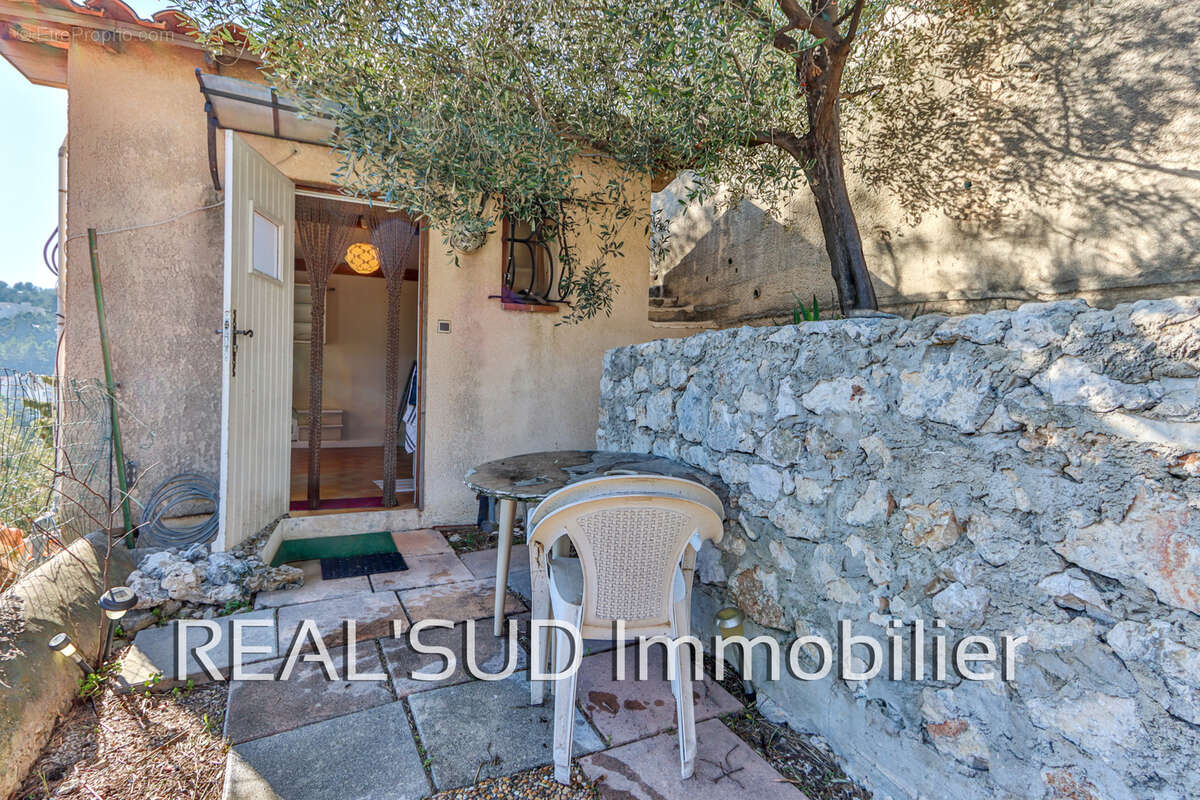 Maison à MARSEILLE-9E