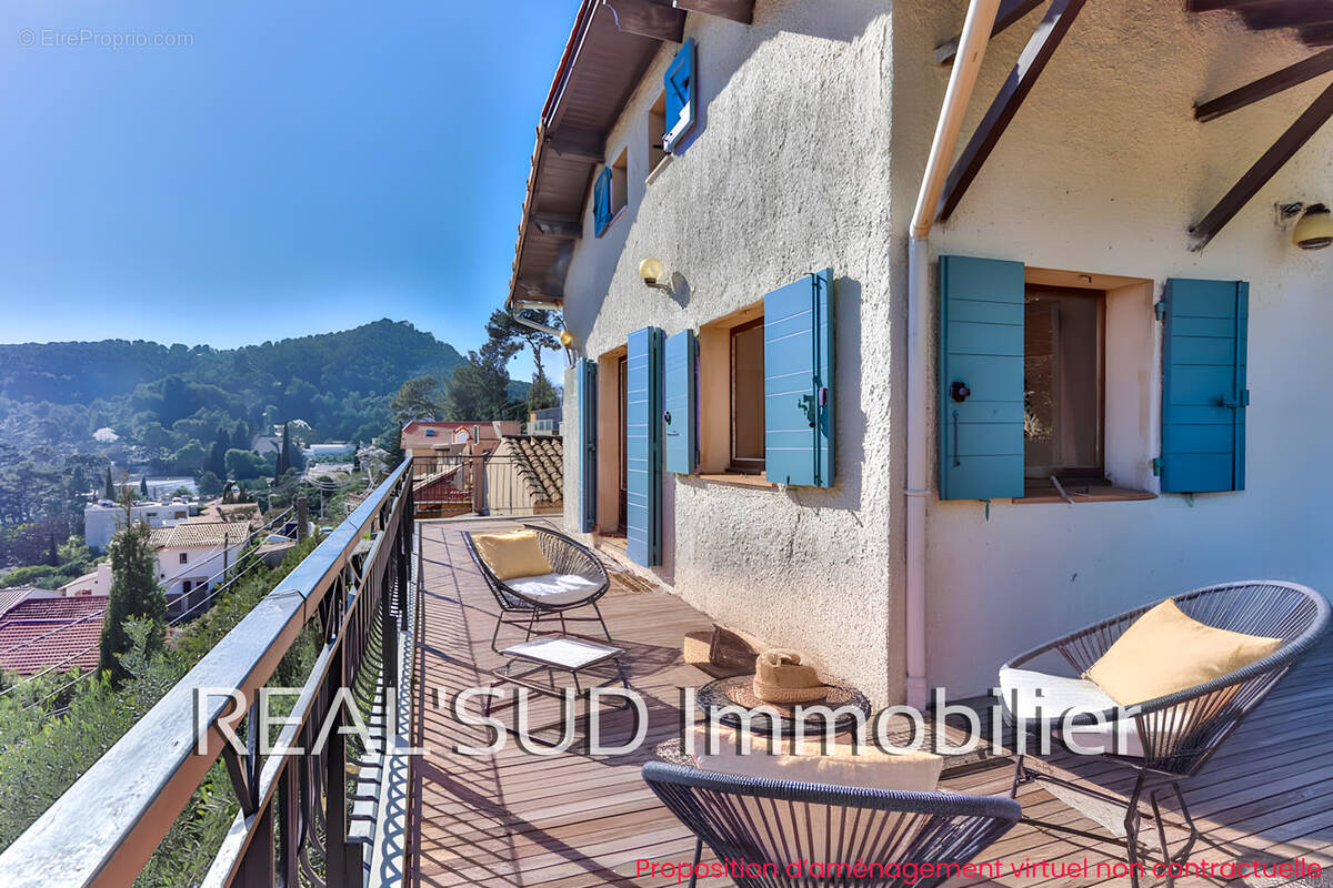 Maison à MARSEILLE-9E