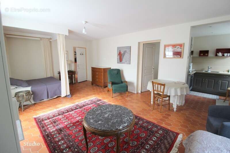 Maison à PONT-L'EVEQUE