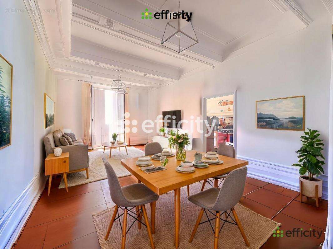 Appartement à LA CADIERE-D&#039;AZUR