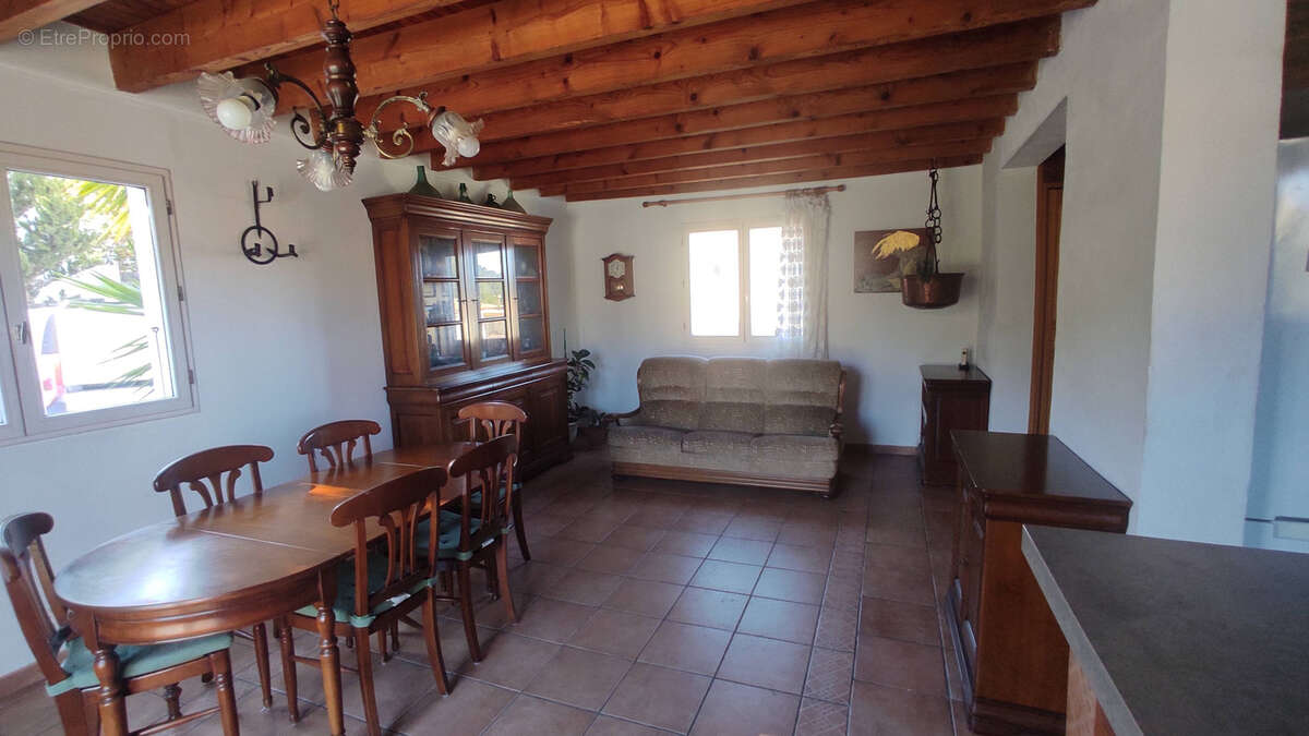 Maison à ROQUEFORT-DES-CORBIERES