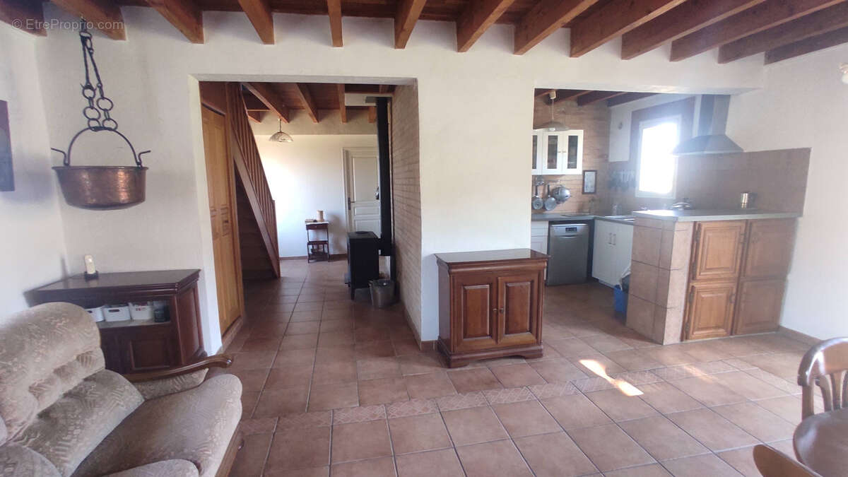 Maison à ROQUEFORT-DES-CORBIERES