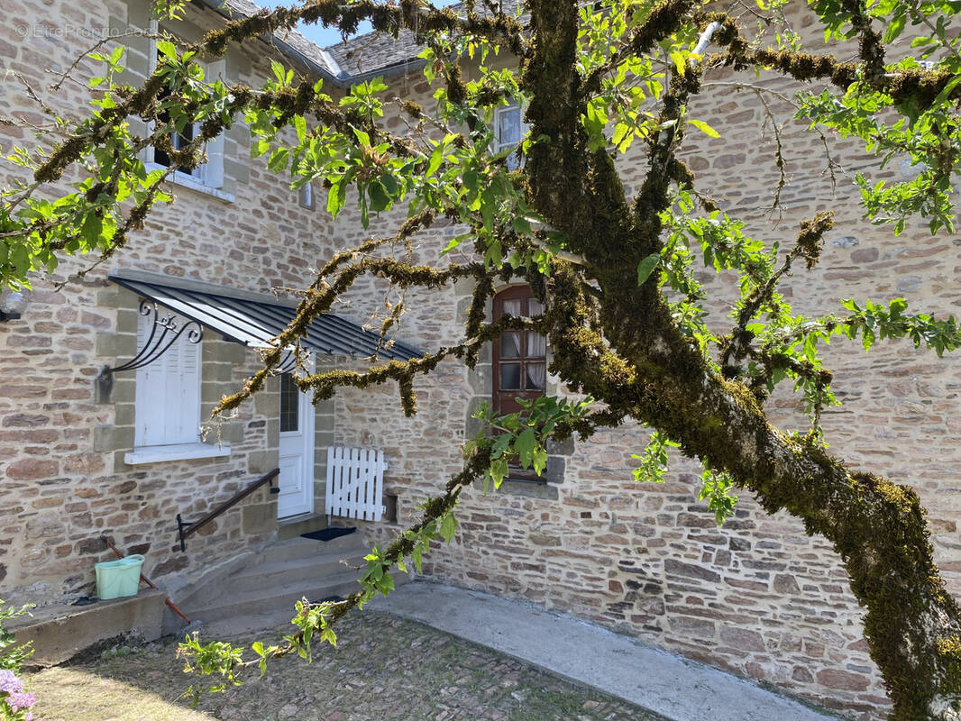 Maison à PALAZINGES