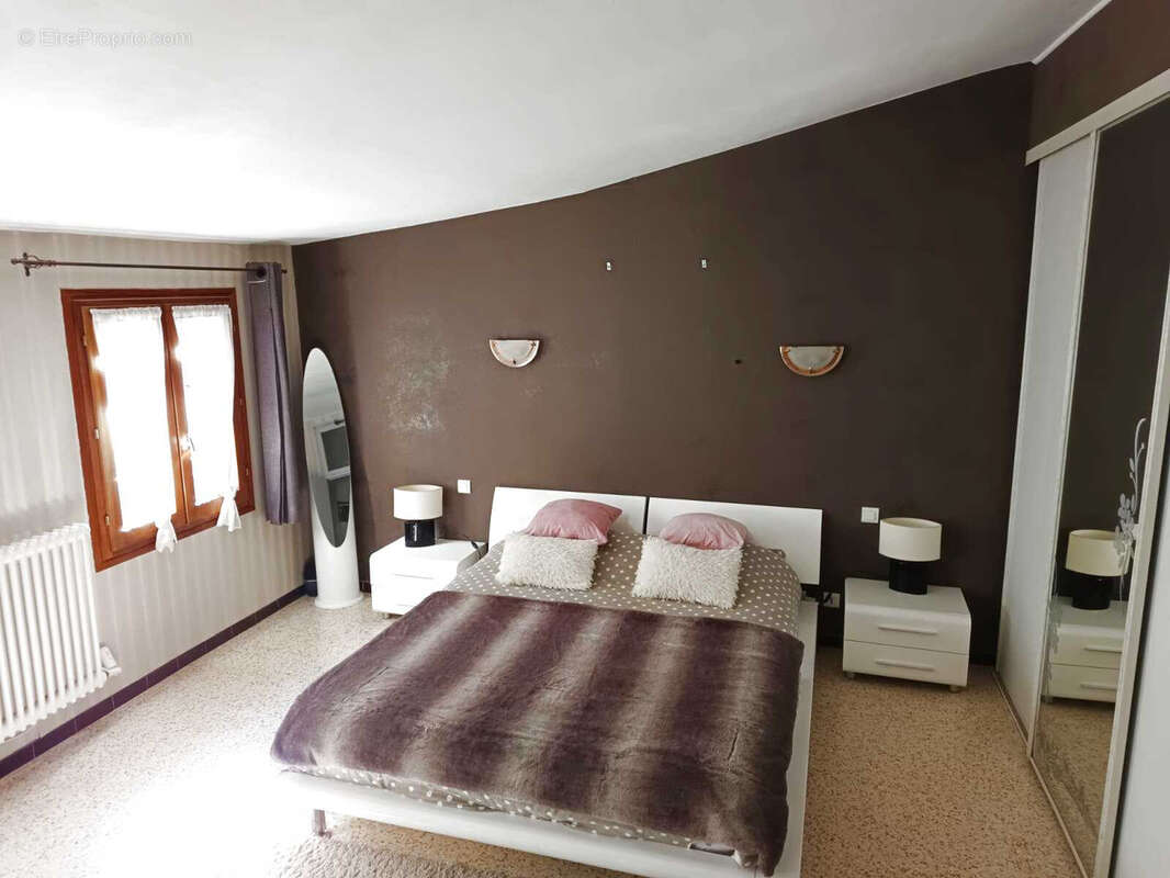 Appartement à BREIL-SUR-ROYA