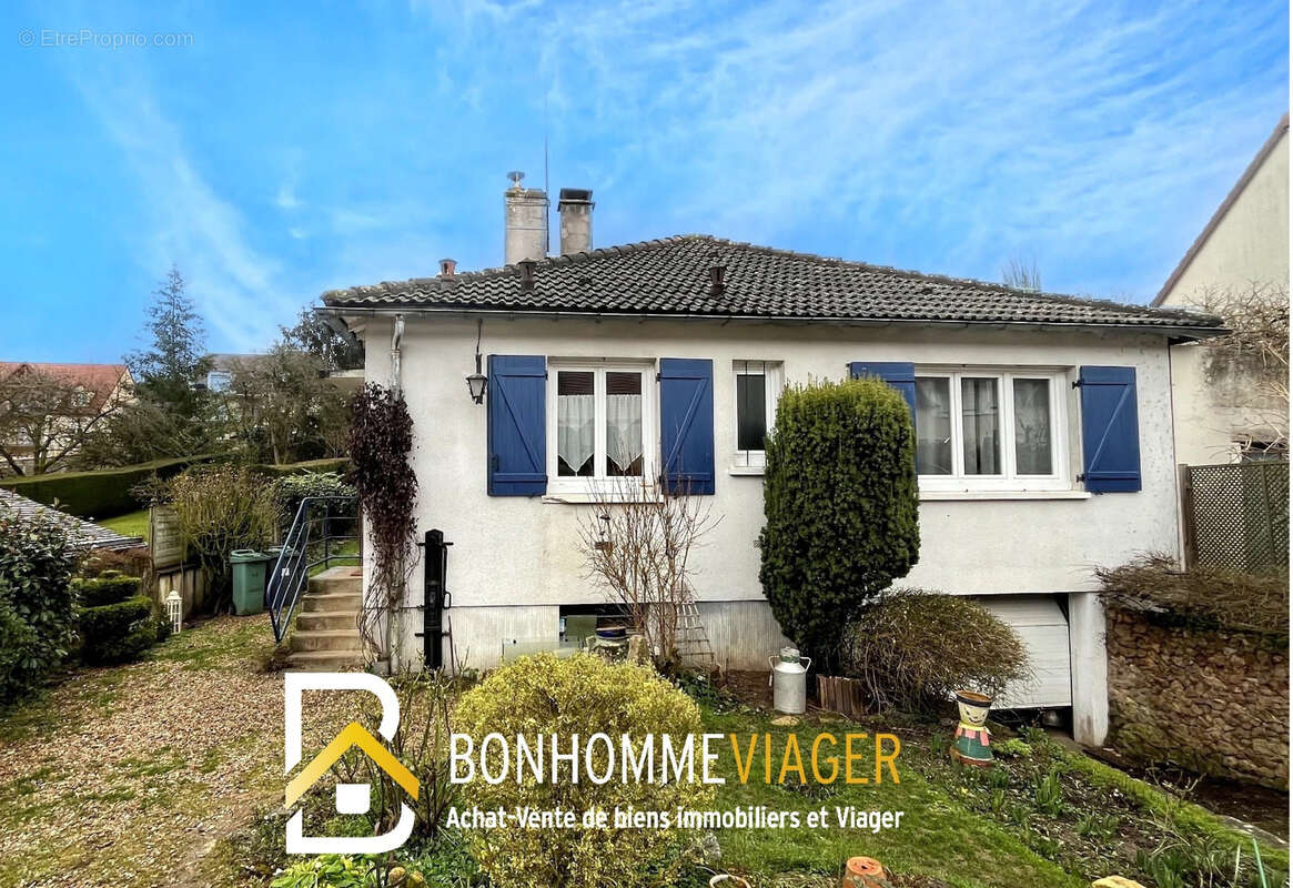 Autre à JOUY-MAUVOISIN