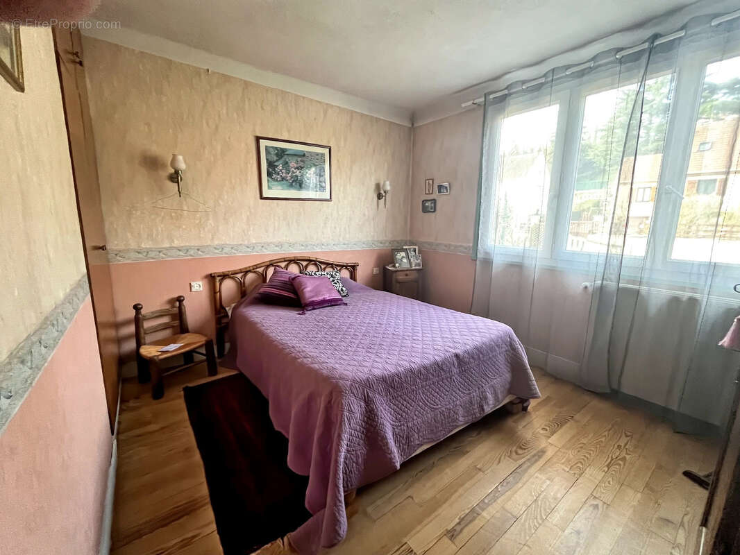 Autre à JOUY-MAUVOISIN