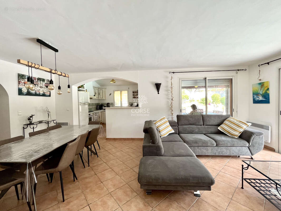 Maison à PORTO-VECCHIO