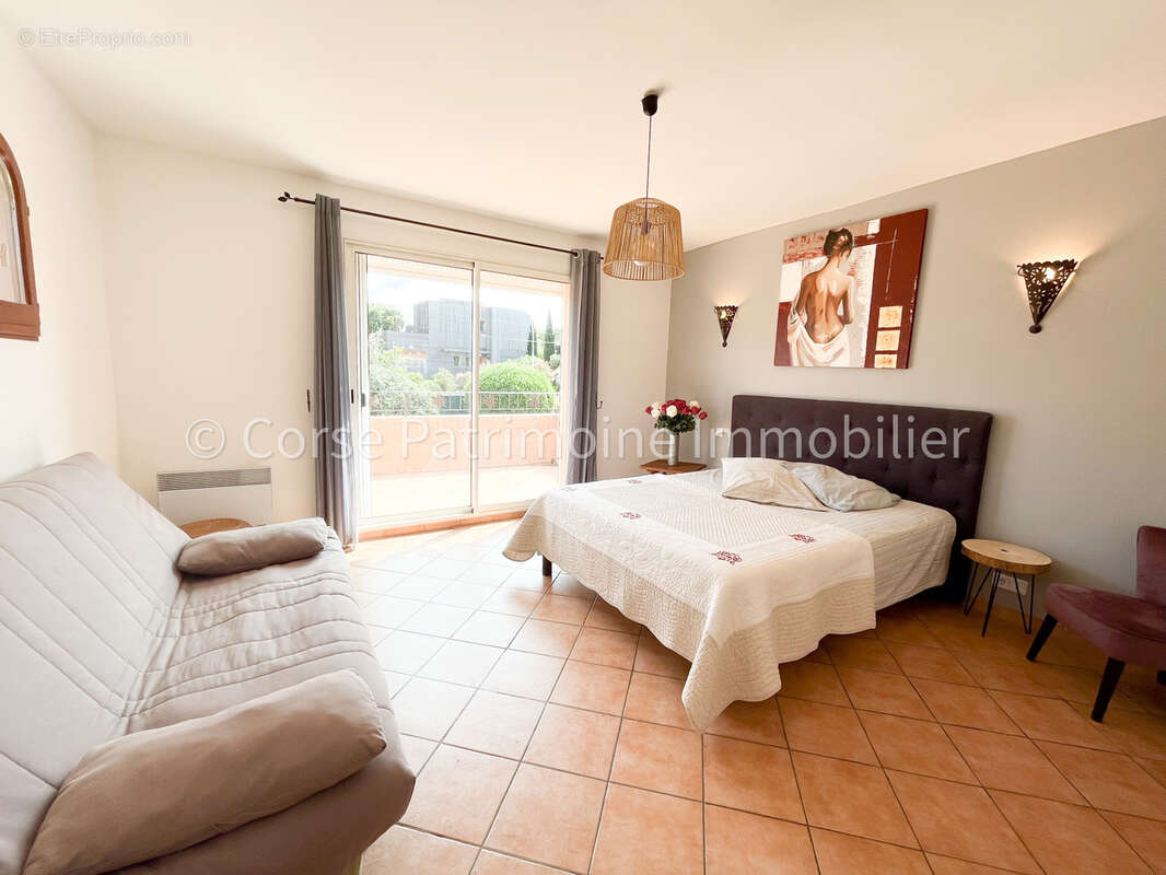 Maison à PORTO-VECCHIO