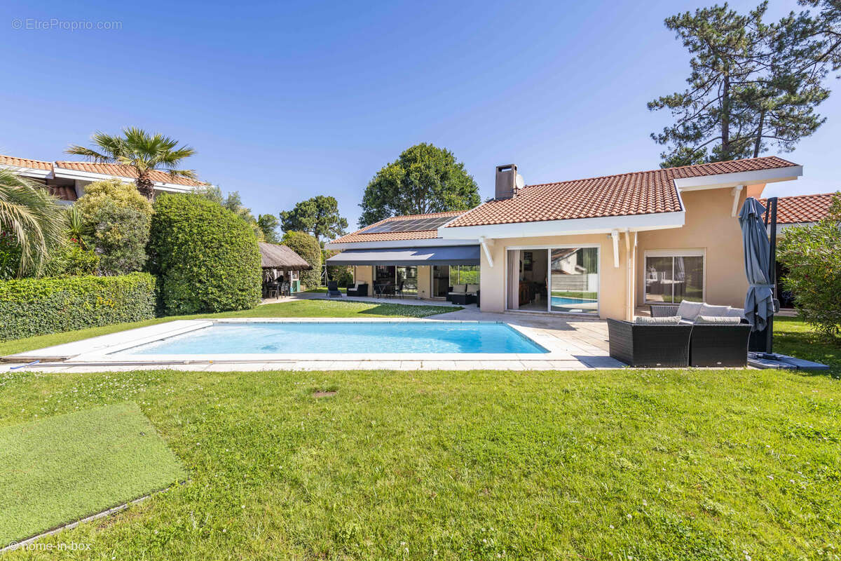 Maison à LE BOUSCAT