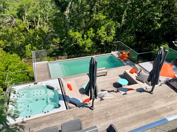 Maison à LE BOUSCAT