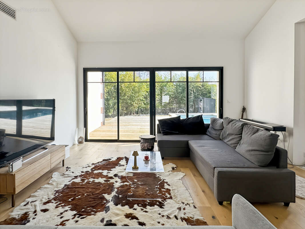 Maison à GUJAN-MESTRAS