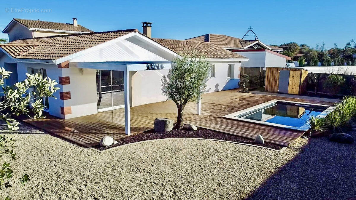 Maison à GUJAN-MESTRAS