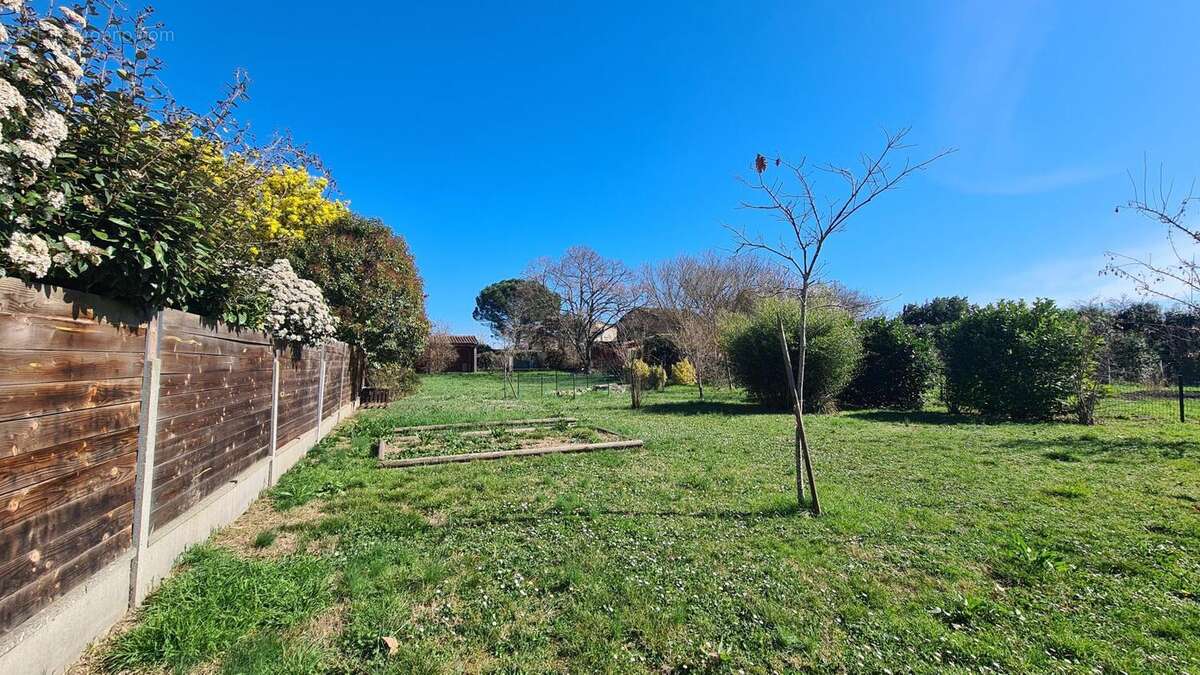 Photo 3 - Terrain à SEILH