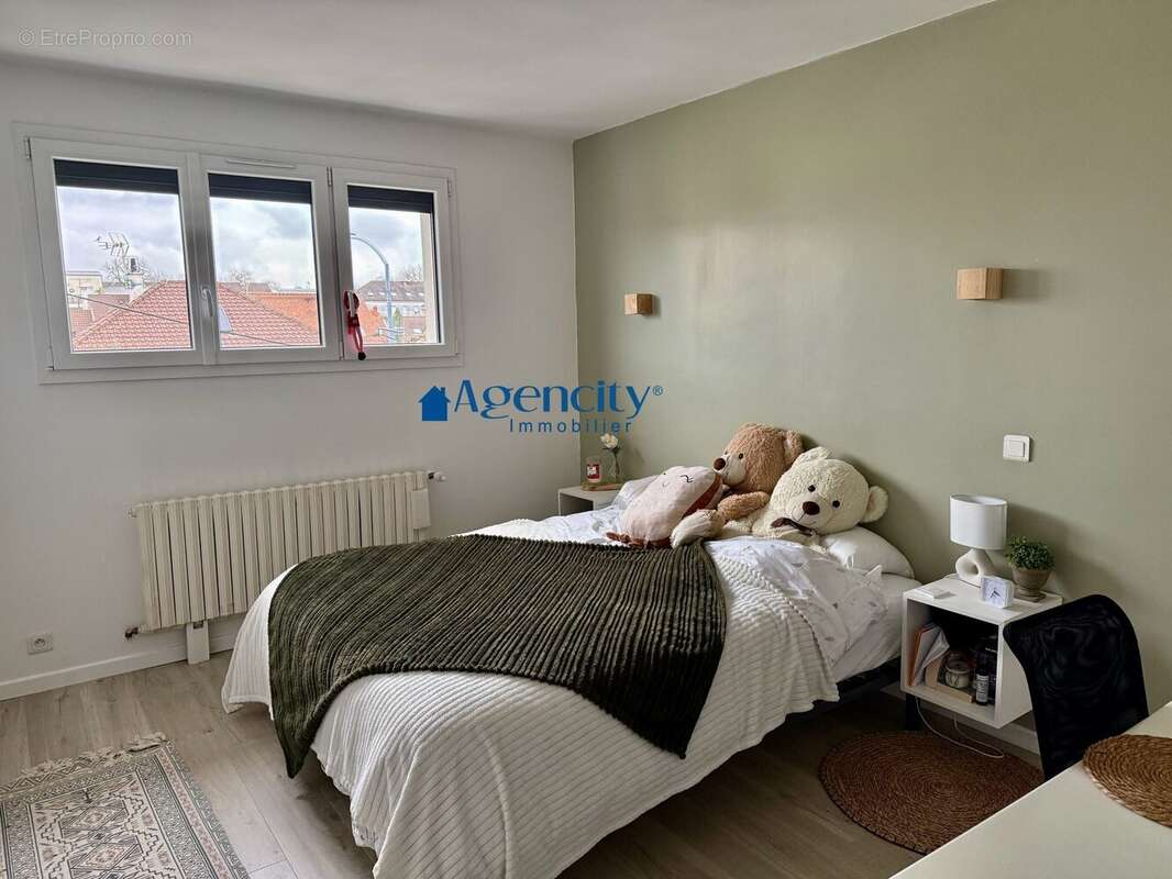 Maison à PONTAULT-COMBAULT