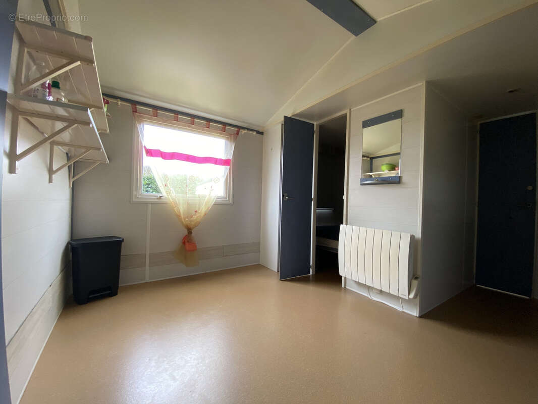 Terrain à ROEZE-SUR-SARTHE