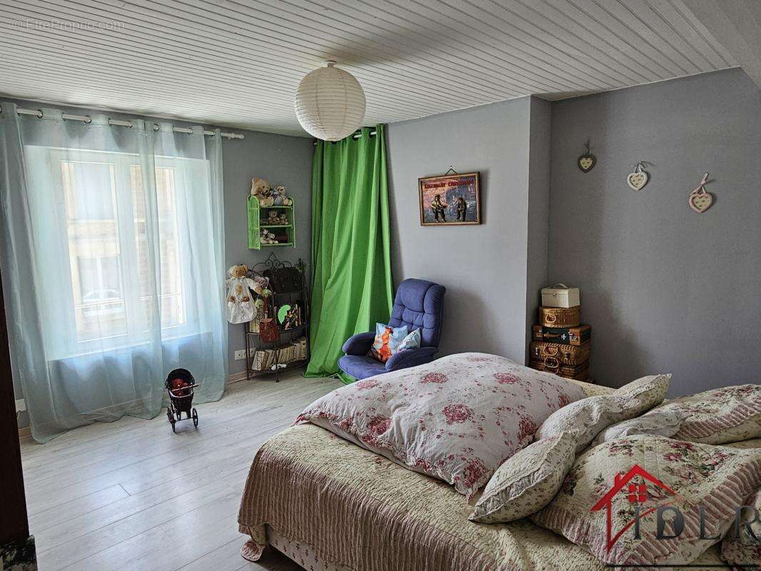 Maison à HEILTZ-LE-MAURUPT