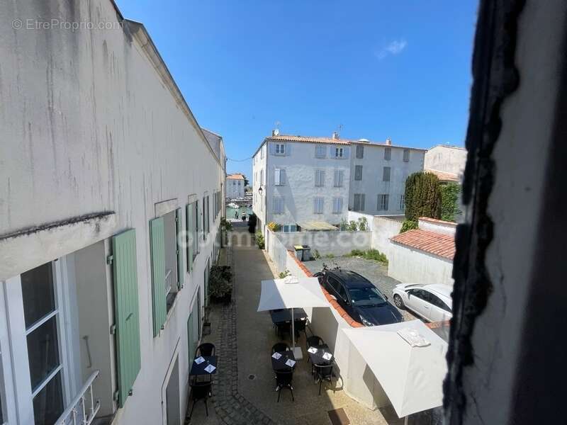 Appartement à SAINT-MARTIN-DE-RE