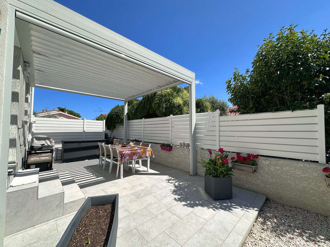 Maison à SAINT-CYPRIEN